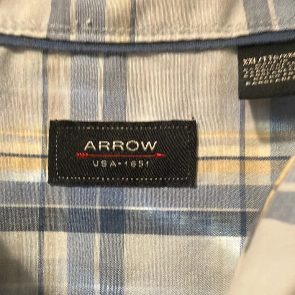 7 s/s shirts 2 Golf shirt PGA Tour in Black & Blue is Nike Dri. 2 Arrow, Docker. - Picture 5 of 9